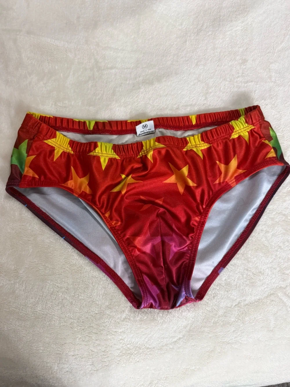 Men's Red Star Print Swim Briefs